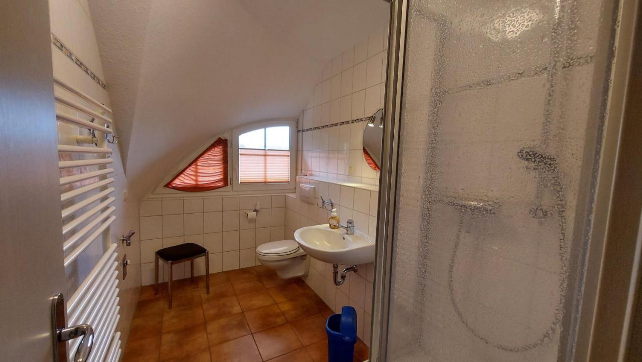 Ferienwohnung Im Uhlenhuus Вік-ауф-Рюґен Екстер'єр фото